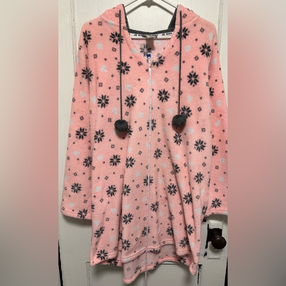 Women’s Joe Boxer Hooded Nightgown - Picture 9 of 10